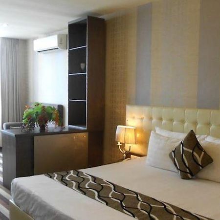 Venus Hotel Ханой Екстериор снимка